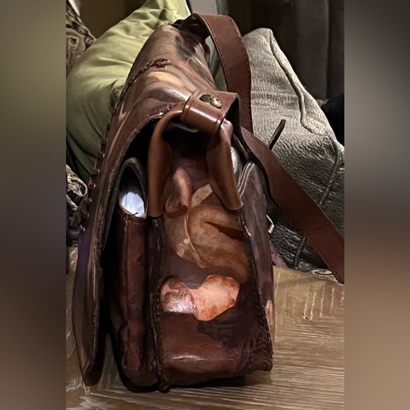 Patricia Nash Torri Crossbody Bag - Picture 5 of 15